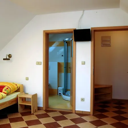 Πανσιόν Camp Prager