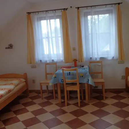 Camp Prager Casa de hóspedes Praga